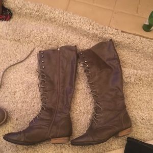 High lace up boots
